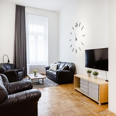 Elegant Apartment In Super Central Location 부다페스트 외부 사진