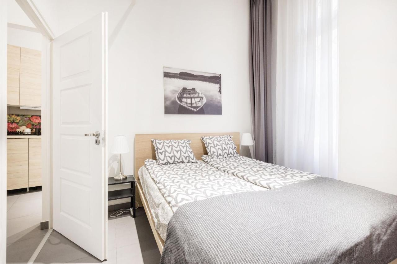 Elegant Apartment In Super Central Location 부다페스트 외부 사진